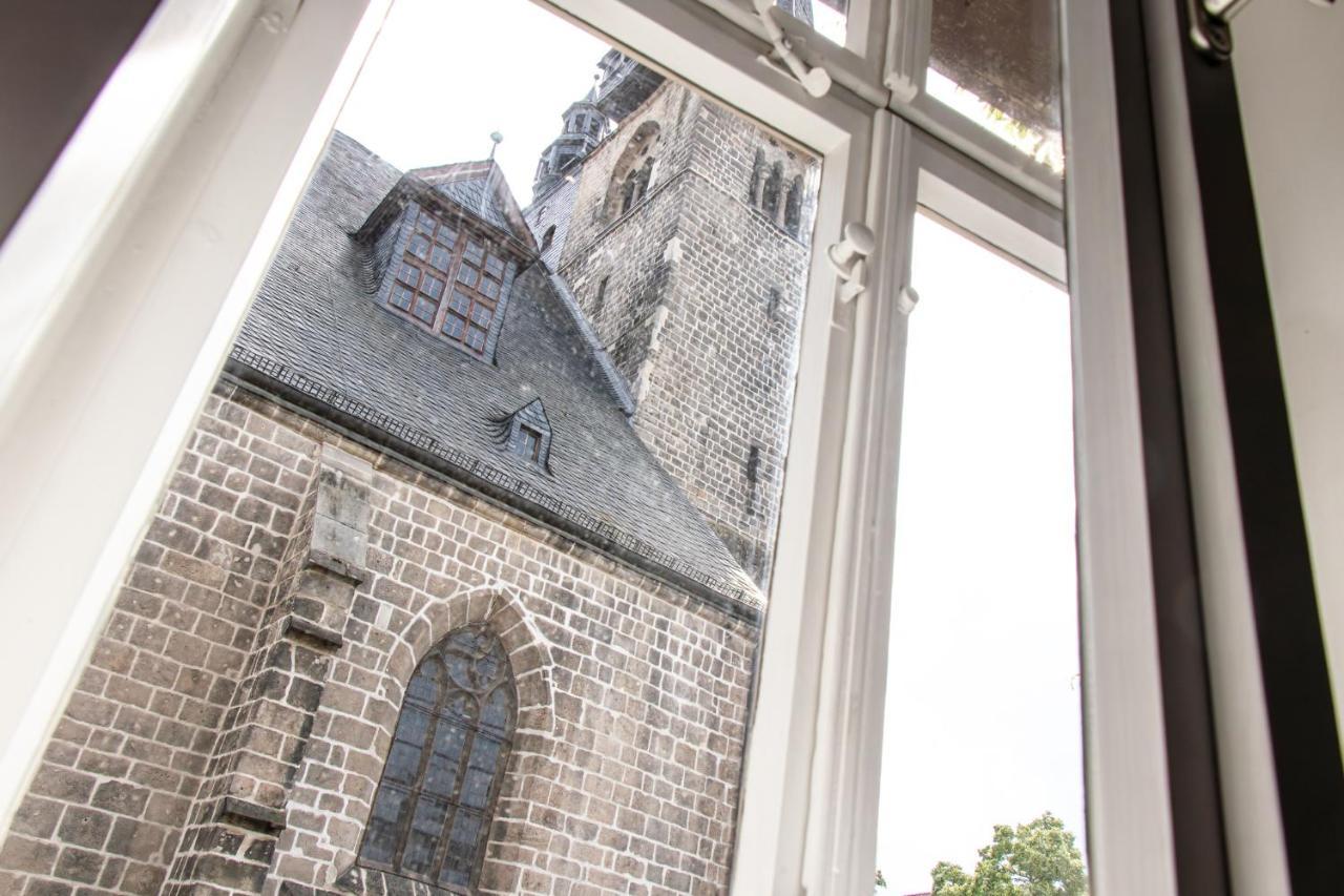 Das Fachwerkhaeuschen Am Kornmarkt - Herzlich & Charmant เควดลินบวร์ก ภายนอก รูปภาพ